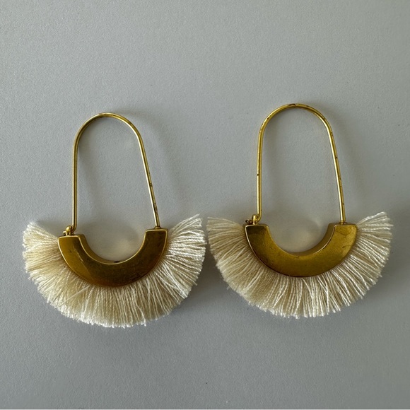 Madewell Gold and White Arc Wire Fringe Earrings - Picture 3 of 4